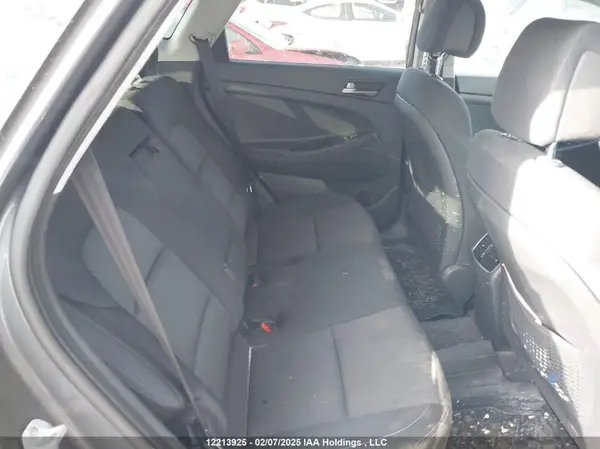 KM8J3CA41HU477857 2017 HYUNDAI TUCSON - Image 8