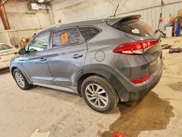 KM8J3CA41HU482931 2017 HYUNDAI TUCSON - Image 2