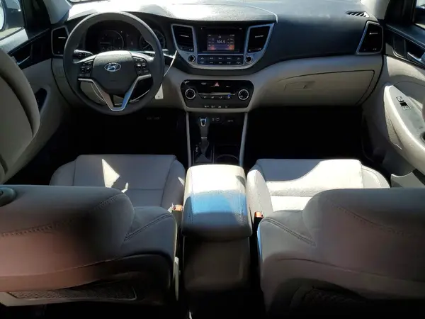 KM8J3CA41HU484419 2017 HYUNDAI TUCSON - Image 8