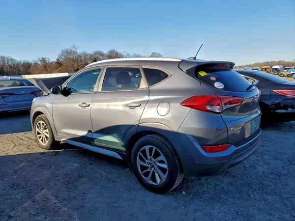 KM8J3CA41HU499891 2017 HYUNDAI TUCSON - Image 2