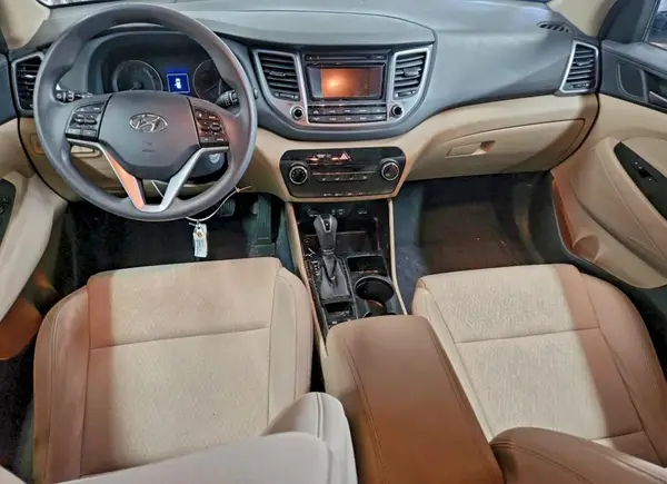 KM8J3CA41HU500280 2017 HYUNDAI TUCSON - Image 8