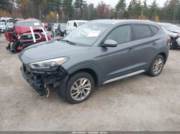 KM8J3CA41HU509660 2017 HYUNDAI TUCSON - Image 2