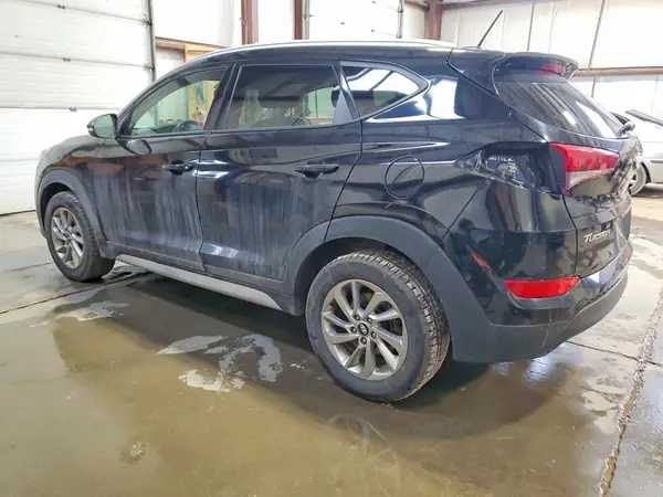KM8J3CA41HU514812 2017 HYUNDAI TUCSON - Image 2