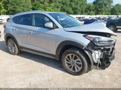 KM8J3CA41HU529231 2017 HYUNDAI TUCSON