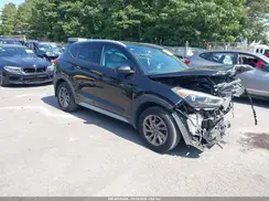 KM8J3CA41HU544702 2017 HYUNDAI TUCSON