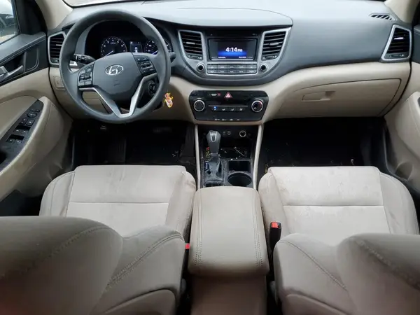 KM8J3CA41HU554775 2017 HYUNDAI TUCSON - Image 8