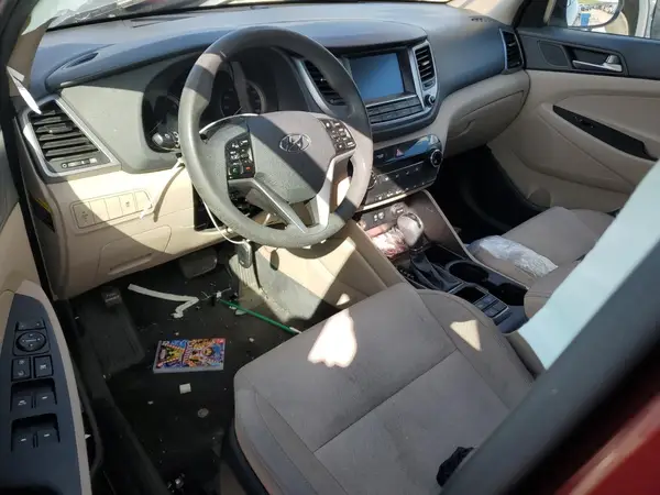 KM8J3CA41JU597454 2018 HYUNDAI TUCSON - Image 8