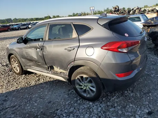 KM8J3CA41JU600076 2018 HYUNDAI TUCSON - Image 2