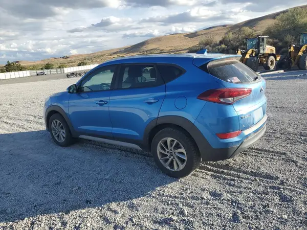 KM8J3CA41JU616276 2018 HYUNDAI TUCSON - Image 2