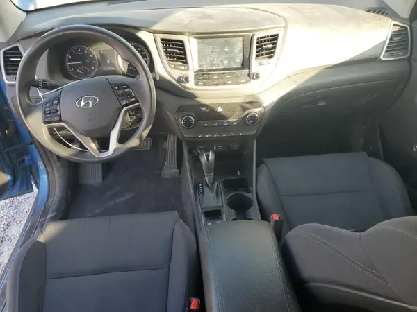 KM8J3CA41JU616276 2018 HYUNDAI TUCSON - Image 8