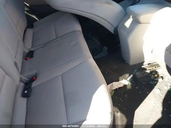 KM8J3CA41JU642988 2018 HYUNDAI TUCSON - Image 8