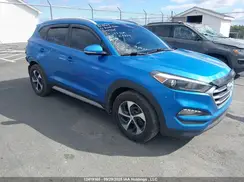 KM8J3CA41JU647317 2018 HYUNDAI TUCSON