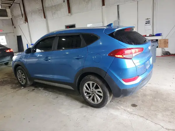 KM8J3CA41JU654915 2018 HYUNDAI TUCSON - Image 2