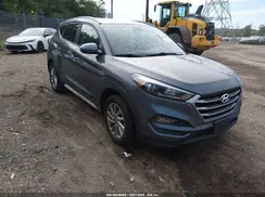 KM8J3CA41JU679958 2018 HYUNDAI TUCSON