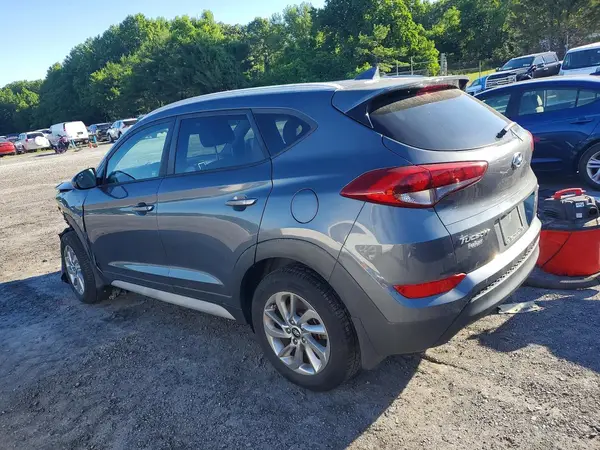 KM8J3CA41JU681242 2018 HYUNDAI TUCSON - Image 2
