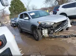 KM8J3CA41JU717009 2018 HYUNDAI TUCSON