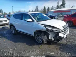KM8J3CA41JU727748 2018 HYUNDAI TUCSON