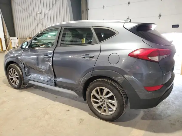 KM8J3CA41JU741116 2018 HYUNDAI TUCSON - Image 2