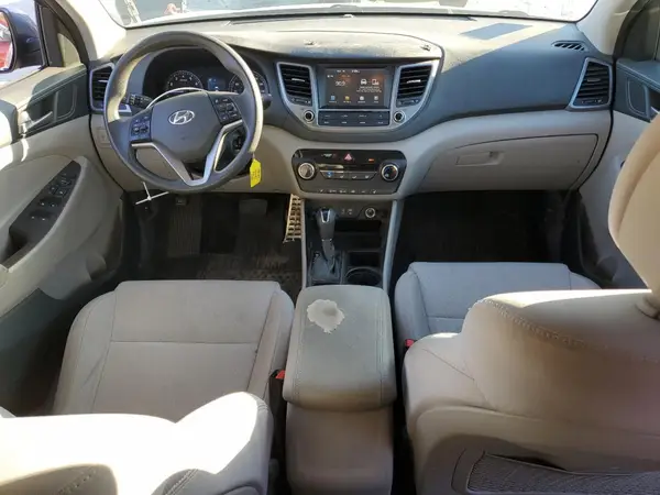 KM8J3CA41JU744355 2018 HYUNDAI TUCSON - Image 8