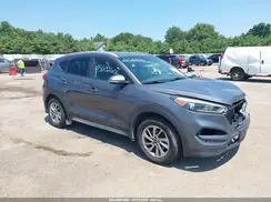 KM8J3CA41JU748521 2018 HYUNDAI TUCSON