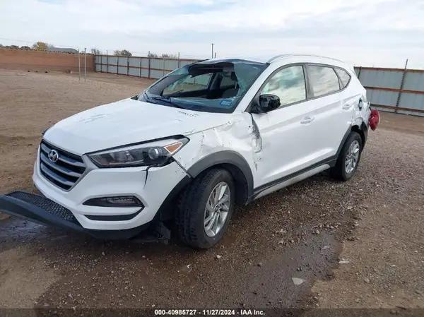 KM8J3CA41JU755971 2018 HYUNDAI TUCSON - Image 2