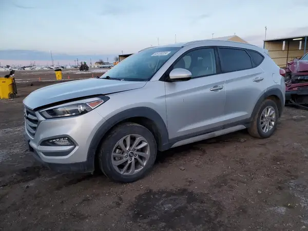 KM8J3CA41JU759387 2018 HYUNDAI TUCSON - Image 1
