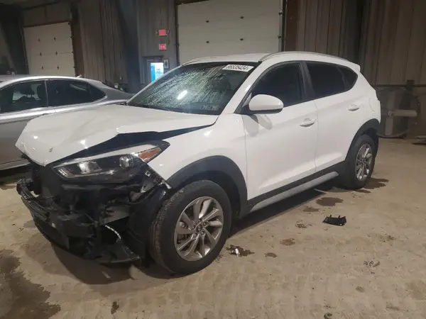 KM8J3CA41JU759678 2018 HYUNDAI TUCSON - Image 1