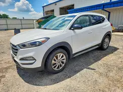 KM8J3CA41JU769692 2018 HYUNDAI TUCSON