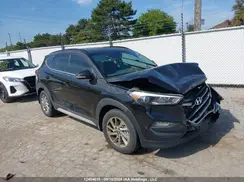 KM8J3CA41JU775315 2018 HYUNDAI TUCSON