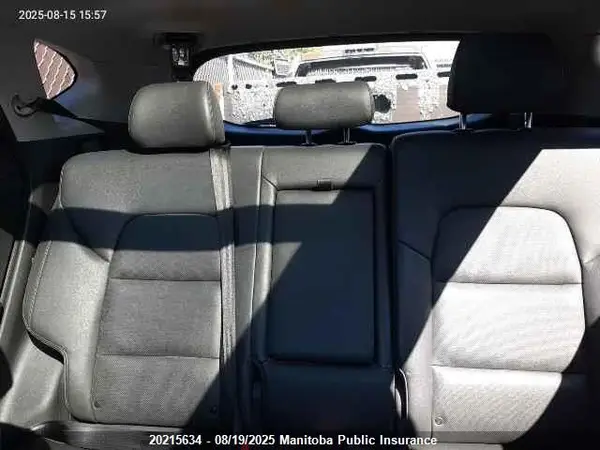 KM8J3CA41JU777243 2018 HYUNDAI TUCSON - Image 8