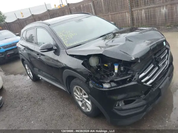 KM8J3CA41JU783351 2018 HYUNDAI TUCSON - Image 1