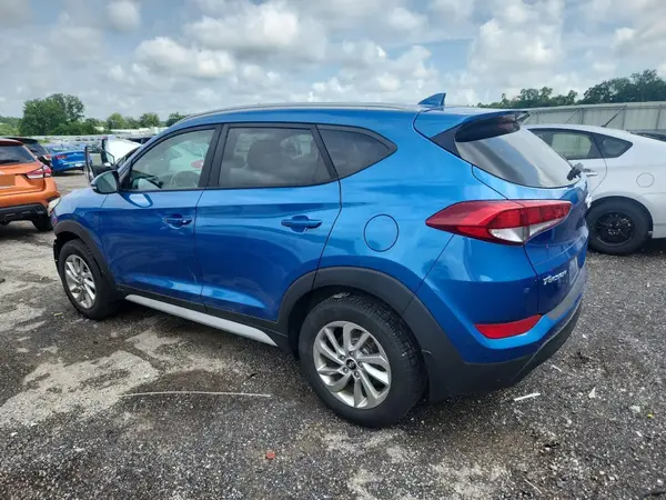 KM8J3CA41JU793006 2018 HYUNDAI TUCSON - Image 2
