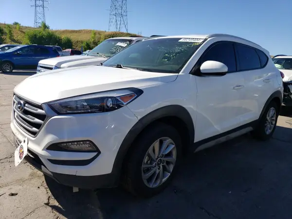 KM8J3CA41JU817255 2018 HYUNDAI TUCSON - Image 1