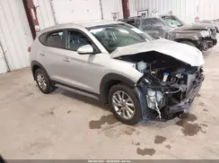 KM8J3CA41JU822830 2018 HYUNDAI TUCSON