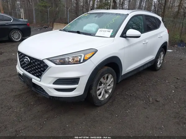 KM8J3CA41KU029576 2019 HYUNDAI TUCSON - Image 2