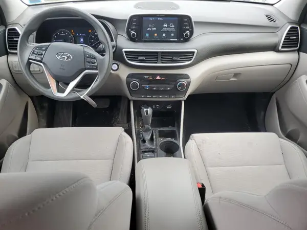 KM8J3CA41KU040142 2019 HYUNDAI TUCSON - Image 8