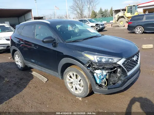 KM8J3CA41KU066384 2019 HYUNDAI TUCSON - Image 1