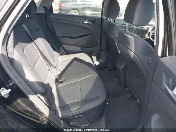 KM8J3CA41KU066384 2019 HYUNDAI TUCSON - Image 8