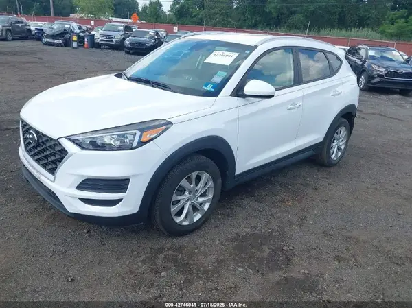 KM8J3CA41KU075098 2019 HYUNDAI TUCSON - Image 2