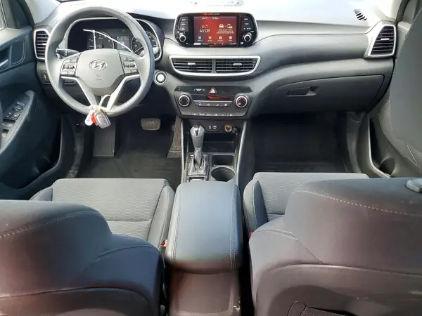 KM8J3CA41KU075652 2019 HYUNDAI TUCSON - Image 8