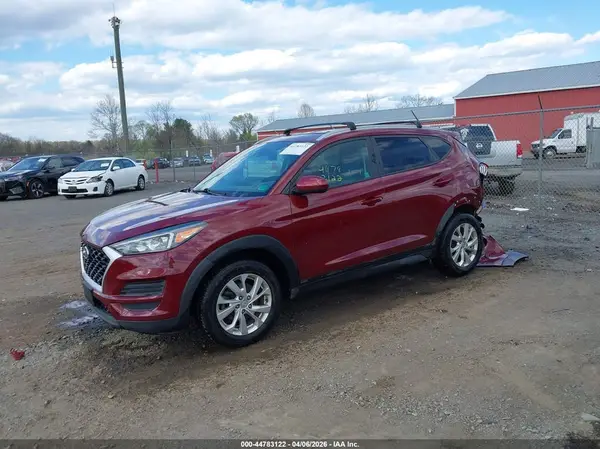KM8J3CA41KU076719 2019 HYUNDAI TUCSON - Image 2
