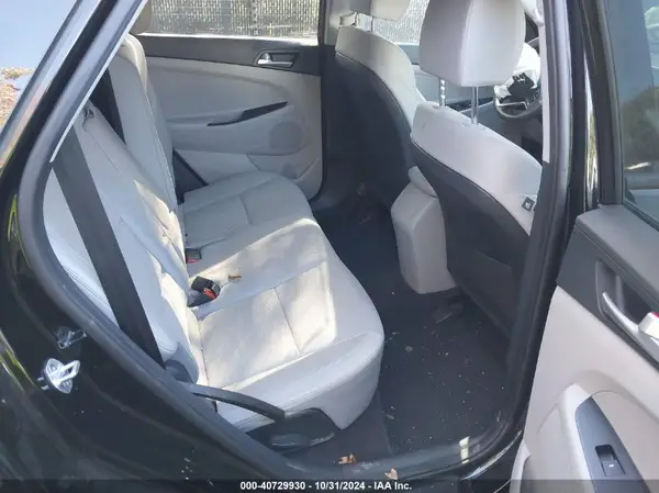 KM8J3CA41KU854243 2019 HYUNDAI TUCSON - Image 8