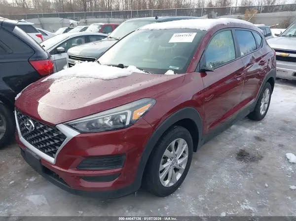 KM8J3CA41KU910018 2019 HYUNDAI TUCSON - Image 2