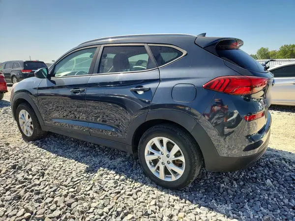 KM8J3CA41KU911010 2019 HYUNDAI TUCSON - Image 2