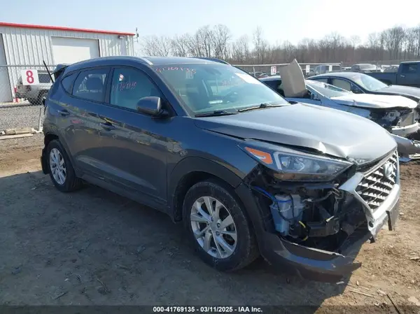 KM8J3CA41KU911315 2019 HYUNDAI TUCSON - Image 1