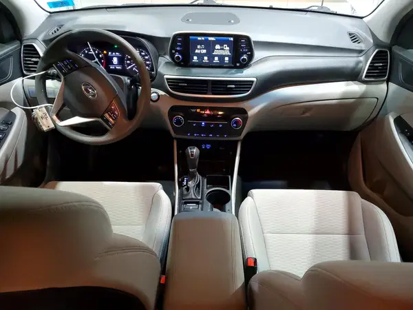 KM8J3CA41KU931967 2019 HYUNDAI TUCSON - Image 8
