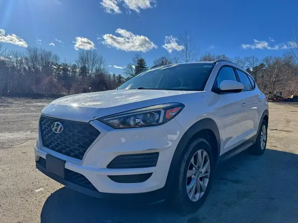 KM8J3CA41KU932150 2019 HYUNDAI TUCSON - Image 2