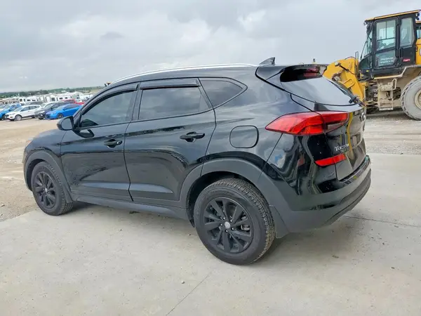 KM8J3CA41KU935372 2019 HYUNDAI TUCSON - Image 2