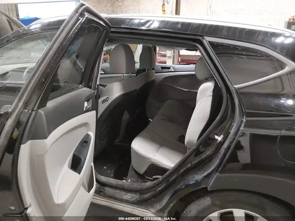 KM8J3CA41KU962054 2019 HYUNDAI TUCSON - Image 8