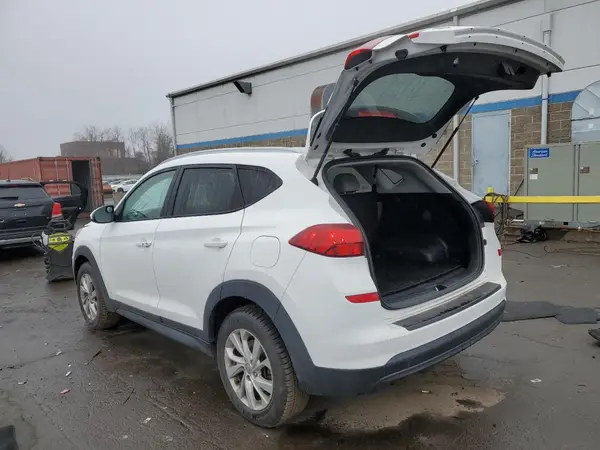 KM8J3CA41KU967383 2019 HYUNDAI TUCSON - Image 2